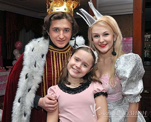 Princess от Агентства Детских Праздников Арт-Иллюзион Киев Детский День Рождения в стиле Princess