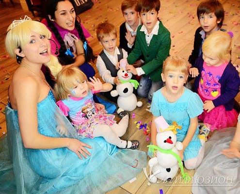 корпоративные детские новогодние праздники в стиле Frozen от Агентства Арт Иллюзион Новогодние праздники для детей