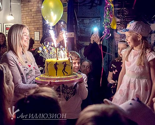 R n B Party от Агентства Детских Праздников Арт-Иллюзион Киев Детский День Рождения в стиле R n B