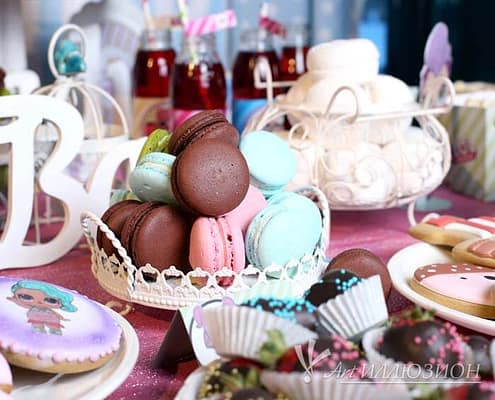 Candy-Bar LOL от Агентства Детских Праздников Арт-Иллюзион Киев Кенди бар и торт на заказ на День рождения ребенка Киев в стиле LOL