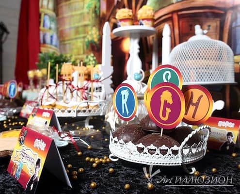 Candy Bar на детский день рождения Harry Potter Кенди бар и торт на заказ на день рождения Киев в стиле Harry Potter